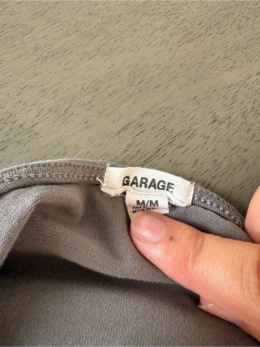 Garage Backless Gray Cap Sleeve Elevated Classy Going Out Top Size M - Picture 4 of 4